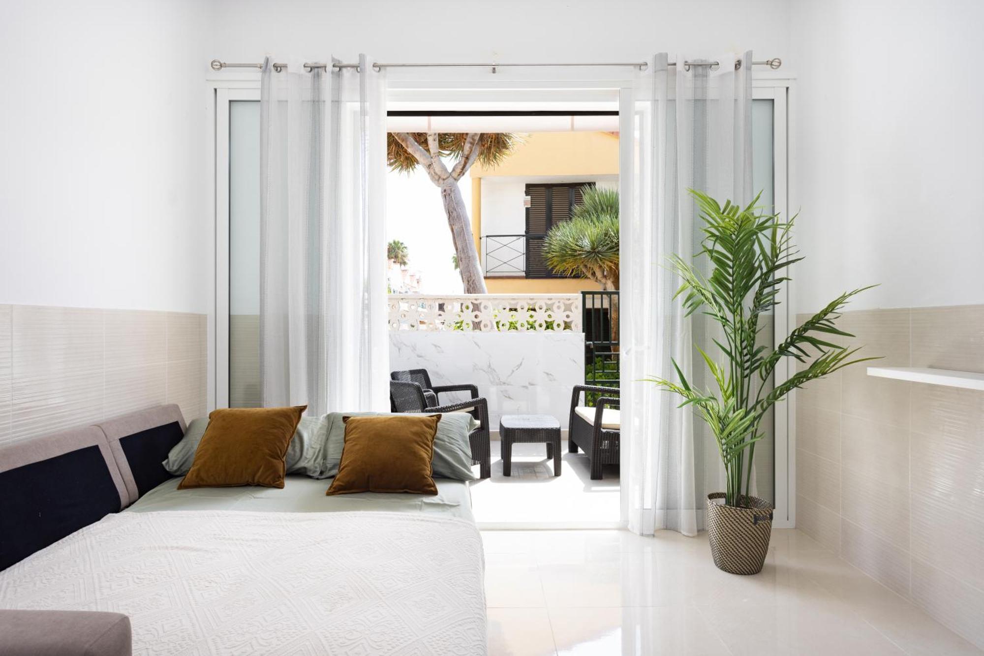 Classbnb - Two Apartments 250M From Las Americas Beach プラヤ・デ・ラス・アメリカス エクステリア 写真