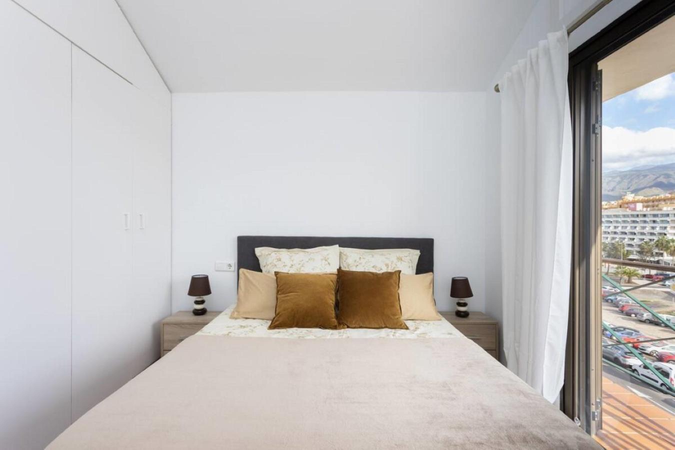 Classbnb - Two Apartments 250M From Las Americas Beach プラヤ・デ・ラス・アメリカス エクステリア 写真